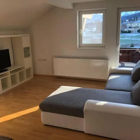 Haus Altenburg *